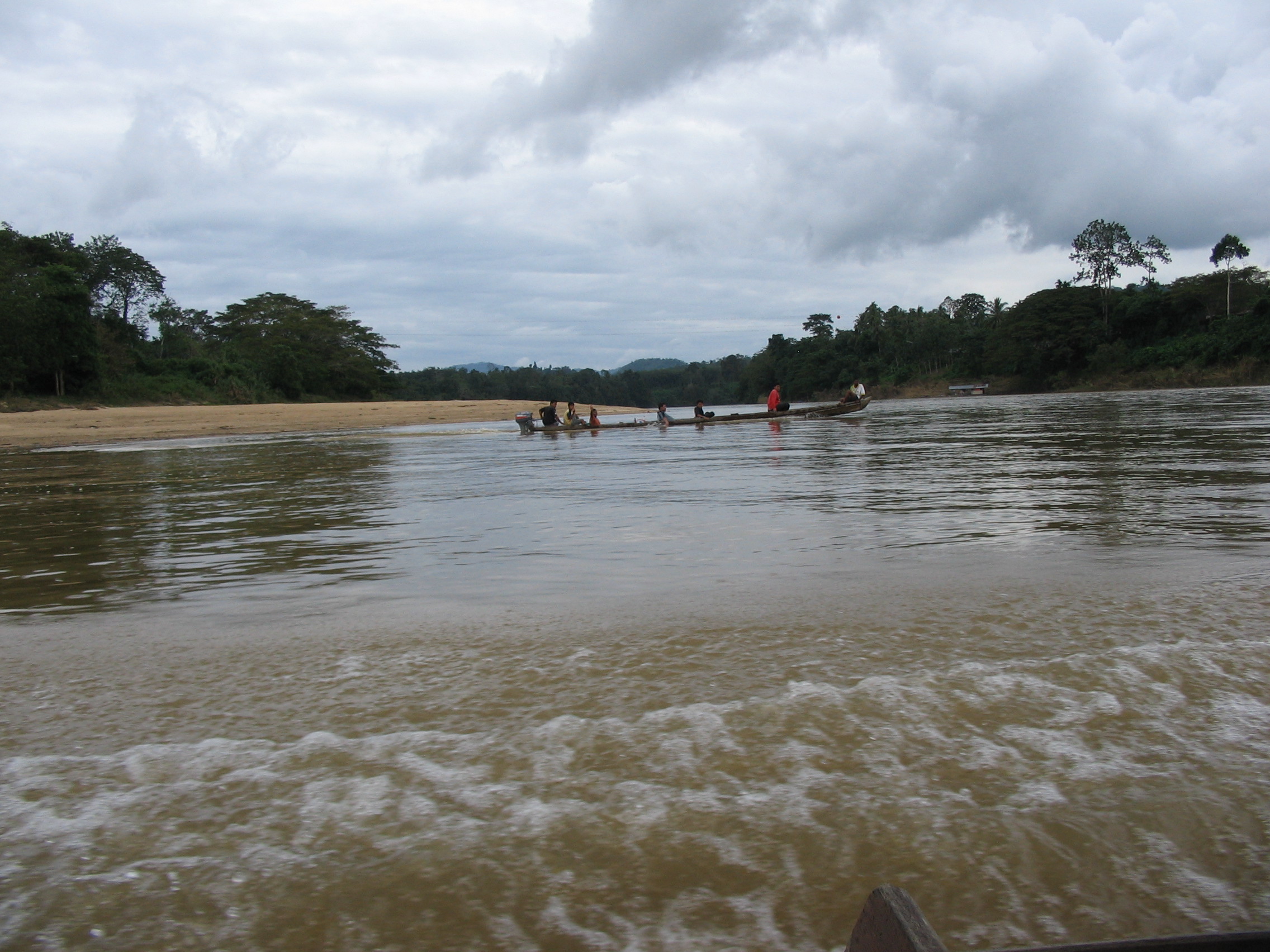 Kuala Tahan river - boat ride into Tmn Negara 3